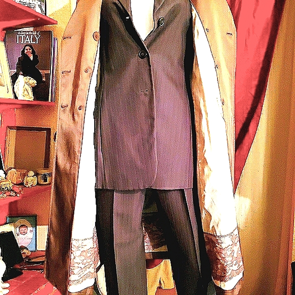 Brown Trench Coat from the Cole Haan Collection - Picture 8 of 8